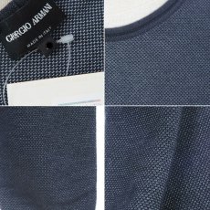 画像2: ジョルジオアルマーニ黒ラベルの青いセーター(58) (2)