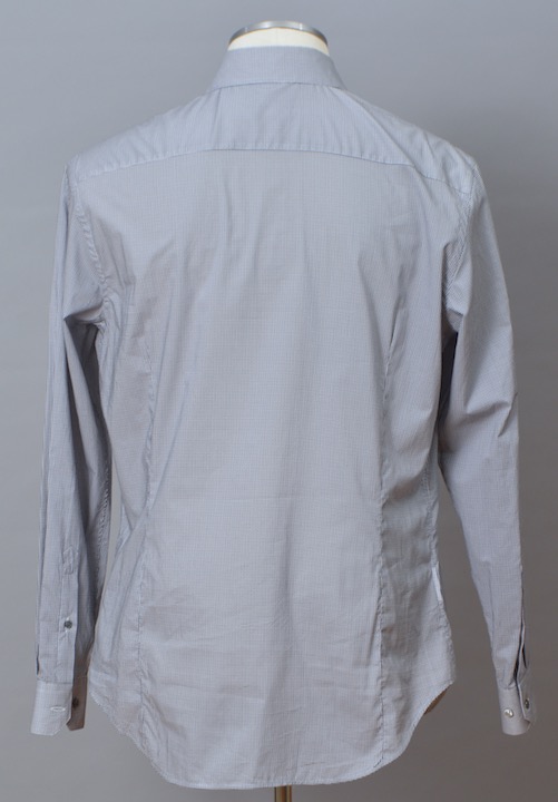 2万円均一SALE!!! ジョルジオアルマーニ 黒ラベル コットン製 白x紺 シャツ（43) 大きいサイズ 「メタル製カラーキーパー付」